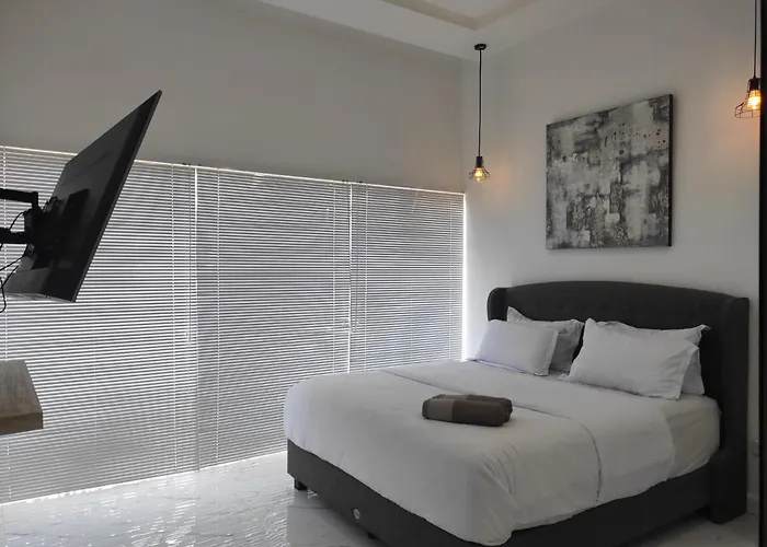 Villa Bell - Modern 3br Pool, Gym, Sauna Uluwatu