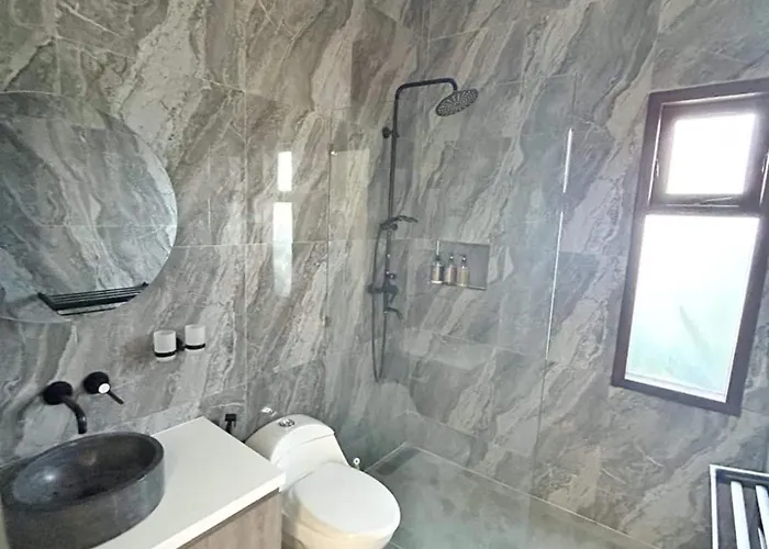 Bell - Modern 3br Pool, Gym, Sauna *